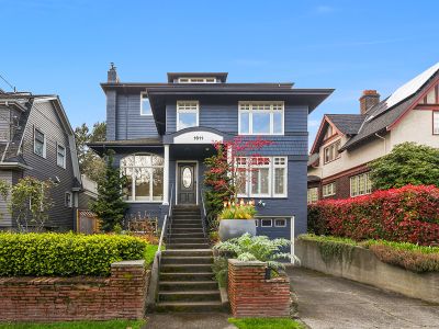 7 BDRM QUEEN ANNE RETREAT – Prime/Quiet location!