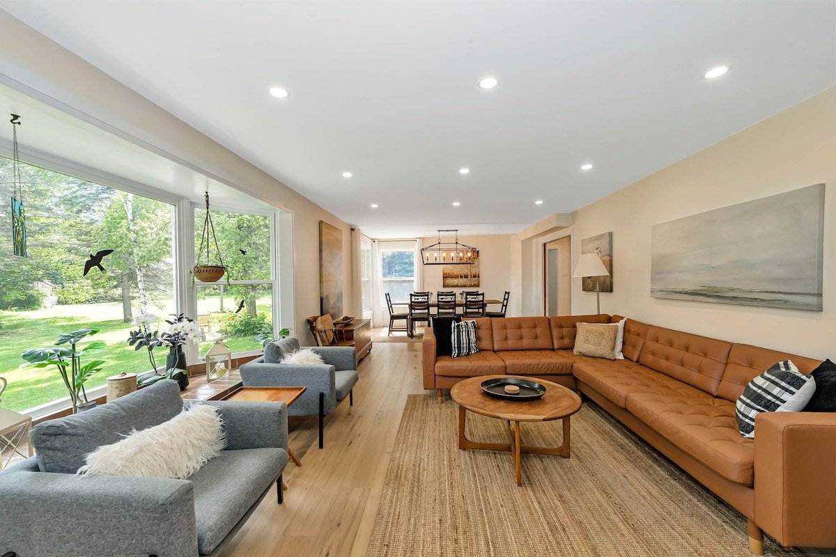 6 bdrm Calm&Private Farm In Ottawa: The Farm Haus gallery image 2