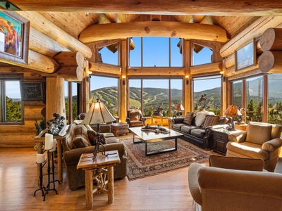 Grand Ski Retreat | Hot Tub, Fireplace + Views!