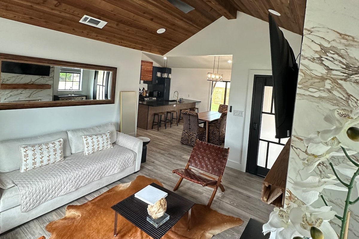 La casita at the stockyards! gallery image 4