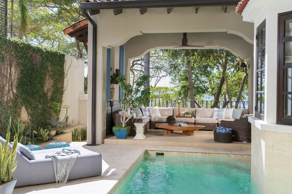 Oceanfront Villa With Pool & Terrace – Casa Azul
