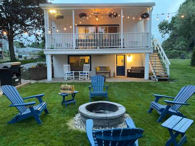 Private beach; firepit, outdoor shower, 2 kitchens