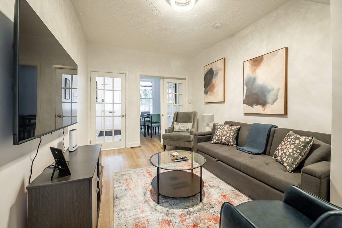 Luxury and comfort meet in the heart of Toronto