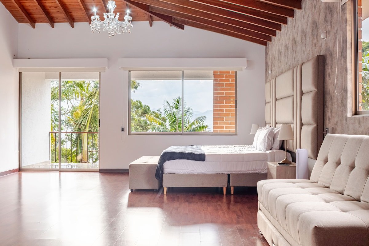 M House l Luxury Villa With Pool, View, Billards gallery image 4