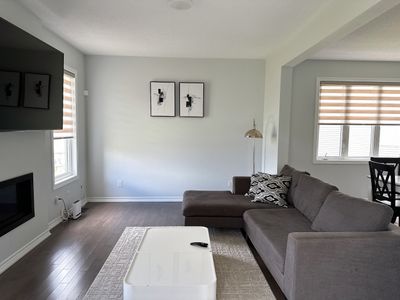 Home by Barrhaven Marketplace 5BR* & 3.5BATH