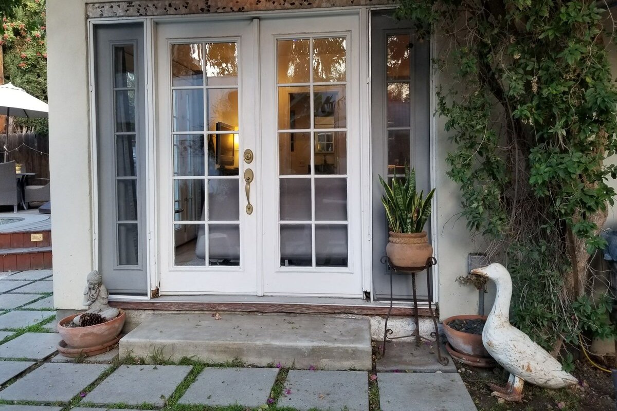 Paradise in “Melrose Village” gallery image 4