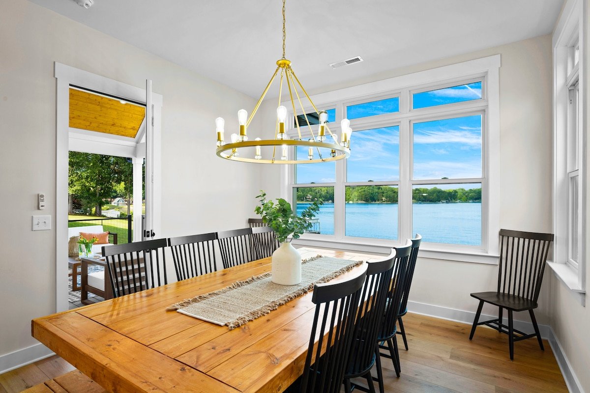 Hogan Crest gallery image 2