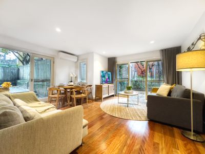 Townhouse in Heart of The Rocks: Opera House