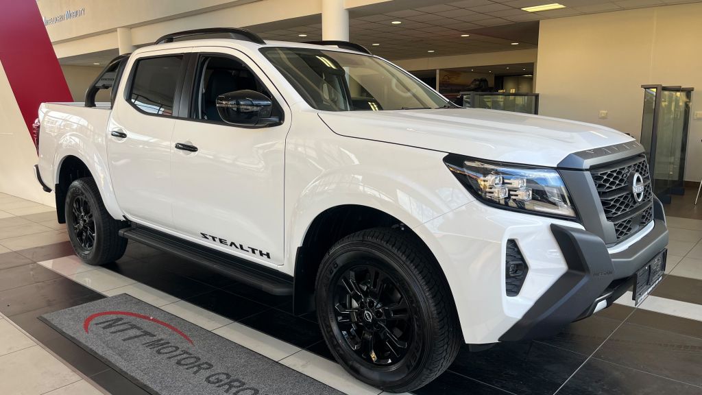 NISSAN NAVARA 2.5DDTI STEALTH A T for Sale in South Africa