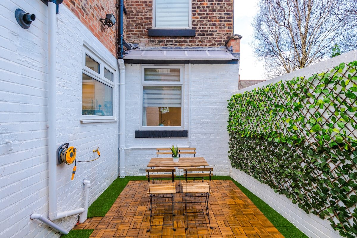 4 Bed Victorian Home, 15 Mins to City Centre gallery image 4