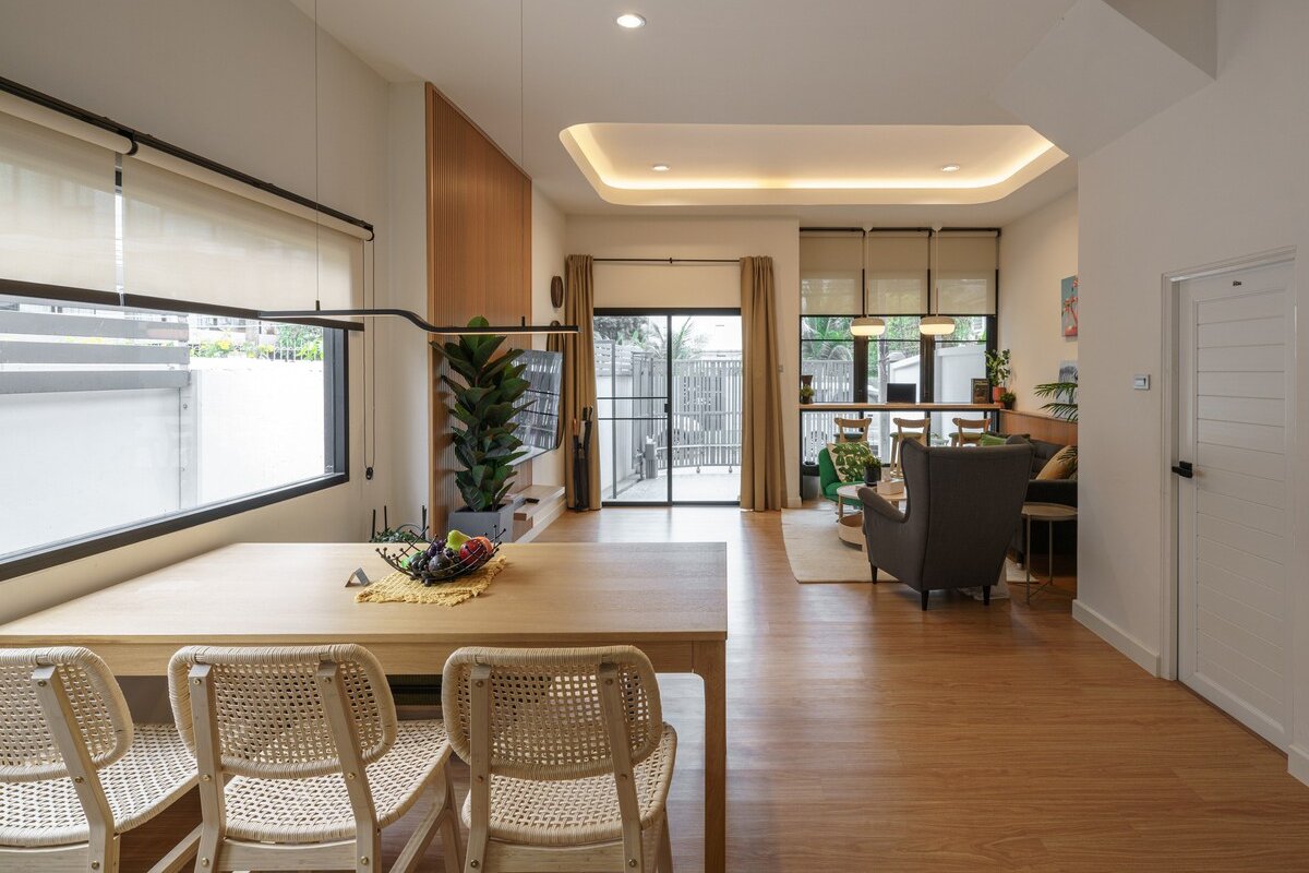 Modern Contemporary 200m BTS / 4BR / 10min ThongLo gallery image 5