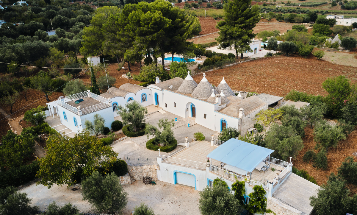 Villa Reginetta with 2 pools and park (10′ Ostuni)