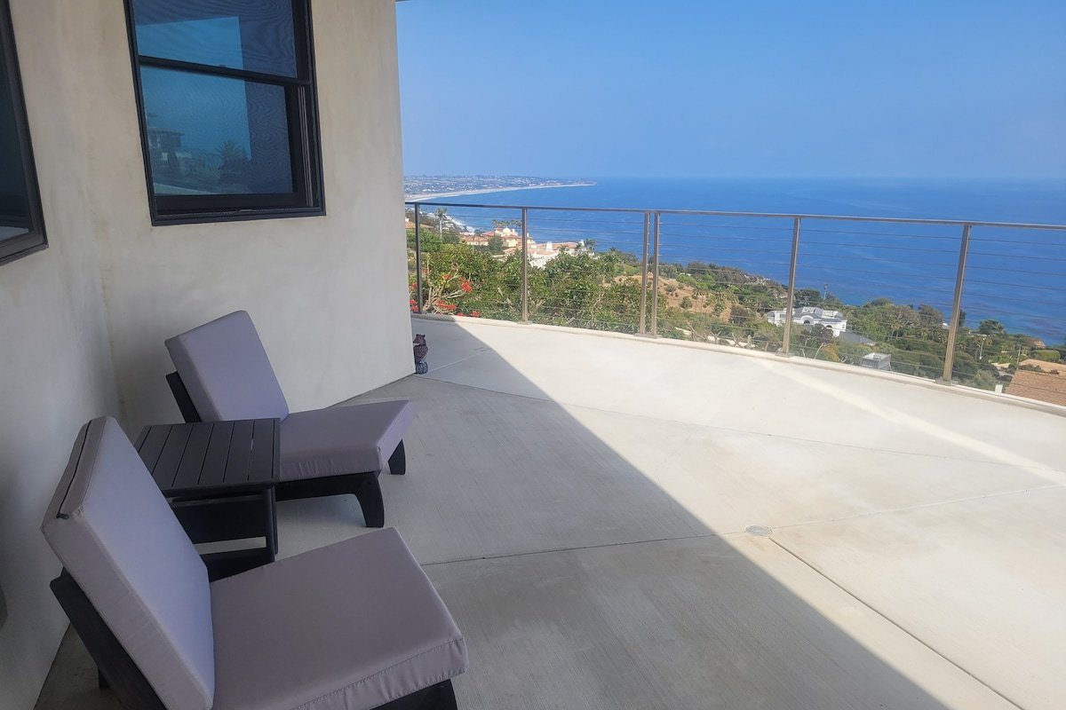 Malibu Everafter – 2 adjoining suites gallery image 3