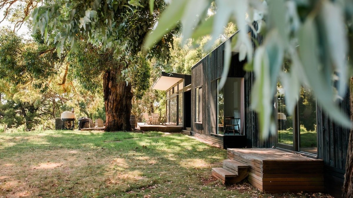 Bellas Block gallery image 2