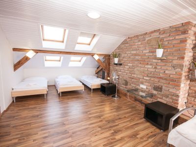 Fashion Loft 5-Bedrooms, 3-Bathrooms (Old Town)