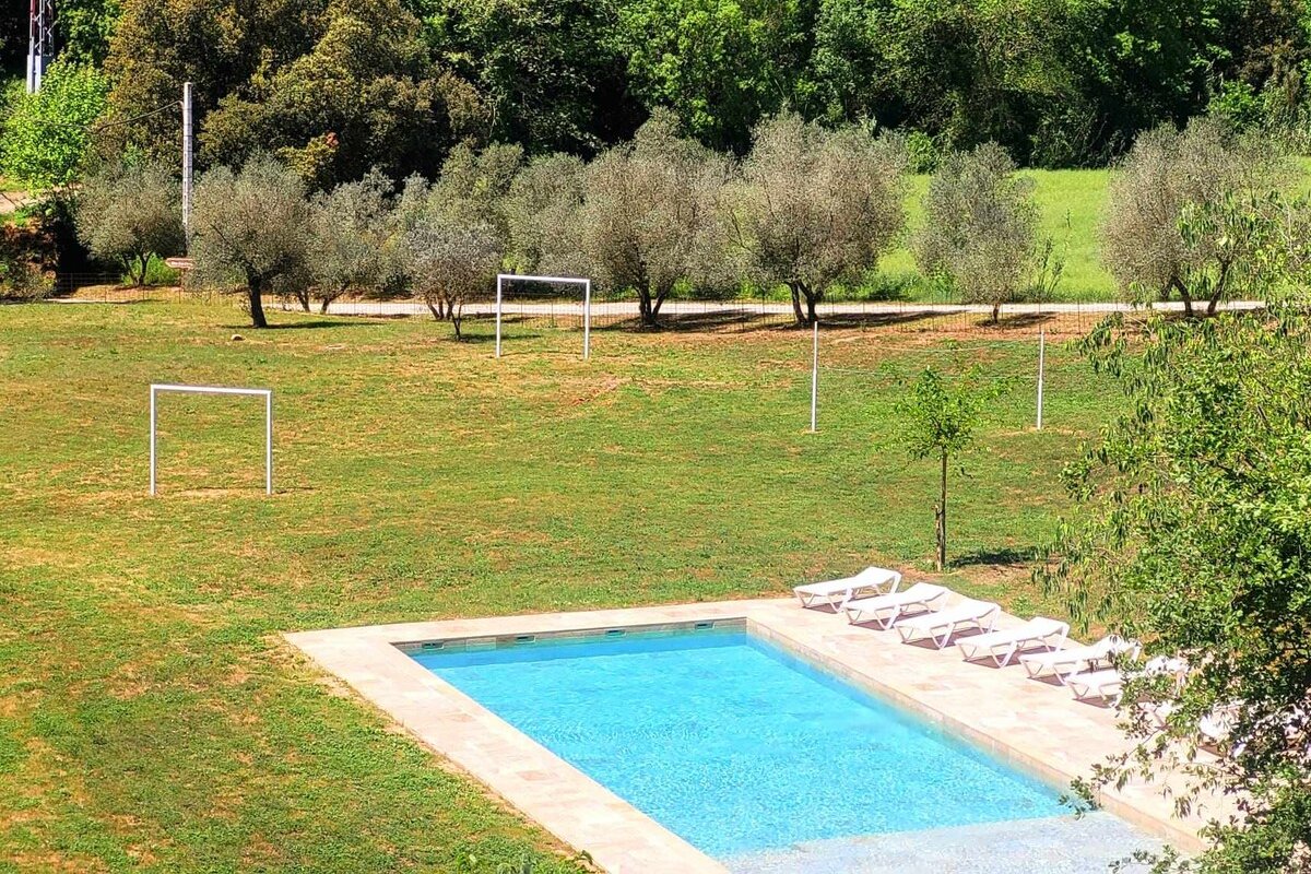 Recientemente restaurada, cómoda, piscina privada! gallery image 3