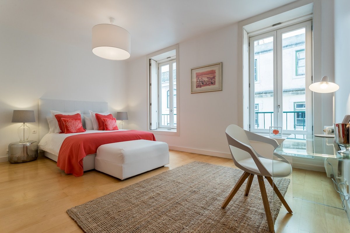 Stunning Chiado gallery image 3