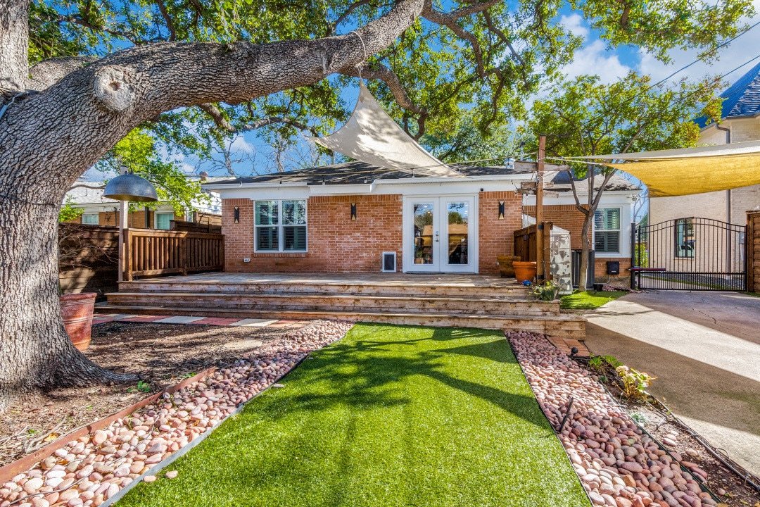 NEWCozy HP Cottage-ModernHome w/PrivateOffice&Yard gallery image 3