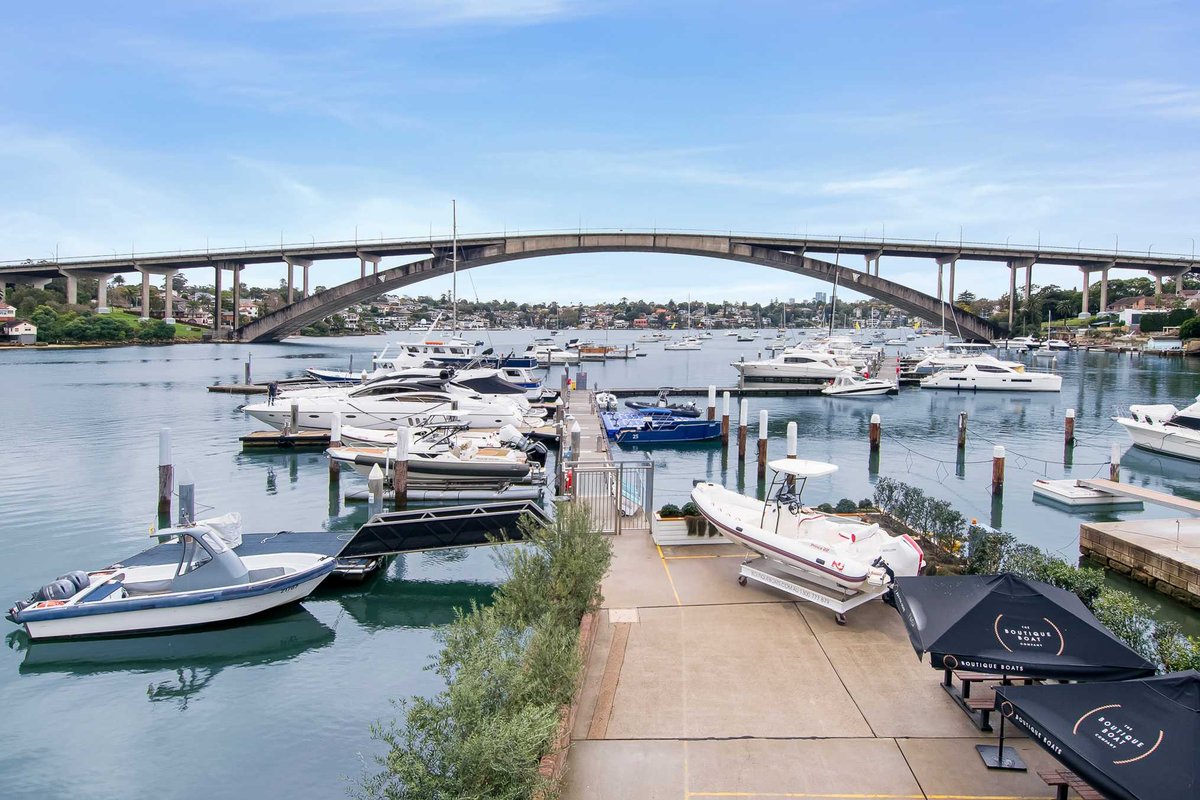 Sydney Harbour-Front Home With Views & Parking