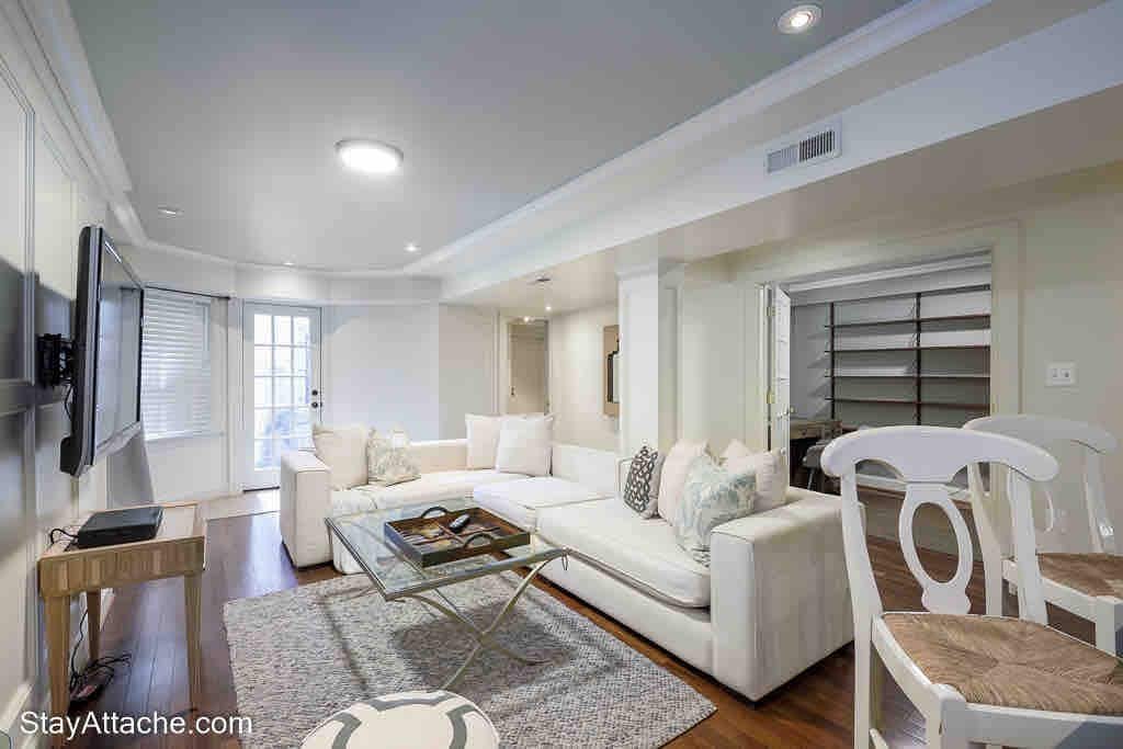 Be neighbors w/Bezos & Obama! Kalorama APT w/PRKNG gallery image 2