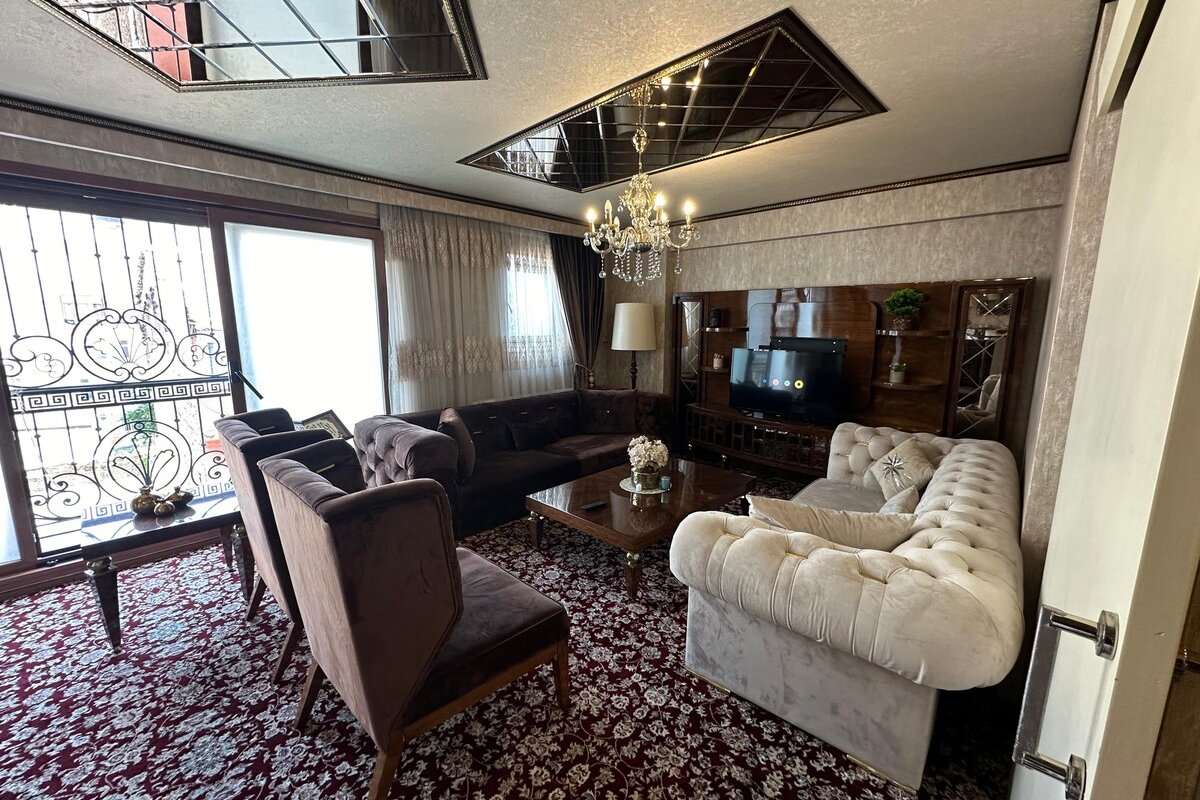 Spacious Family Apartment 4+2 gallery image 2