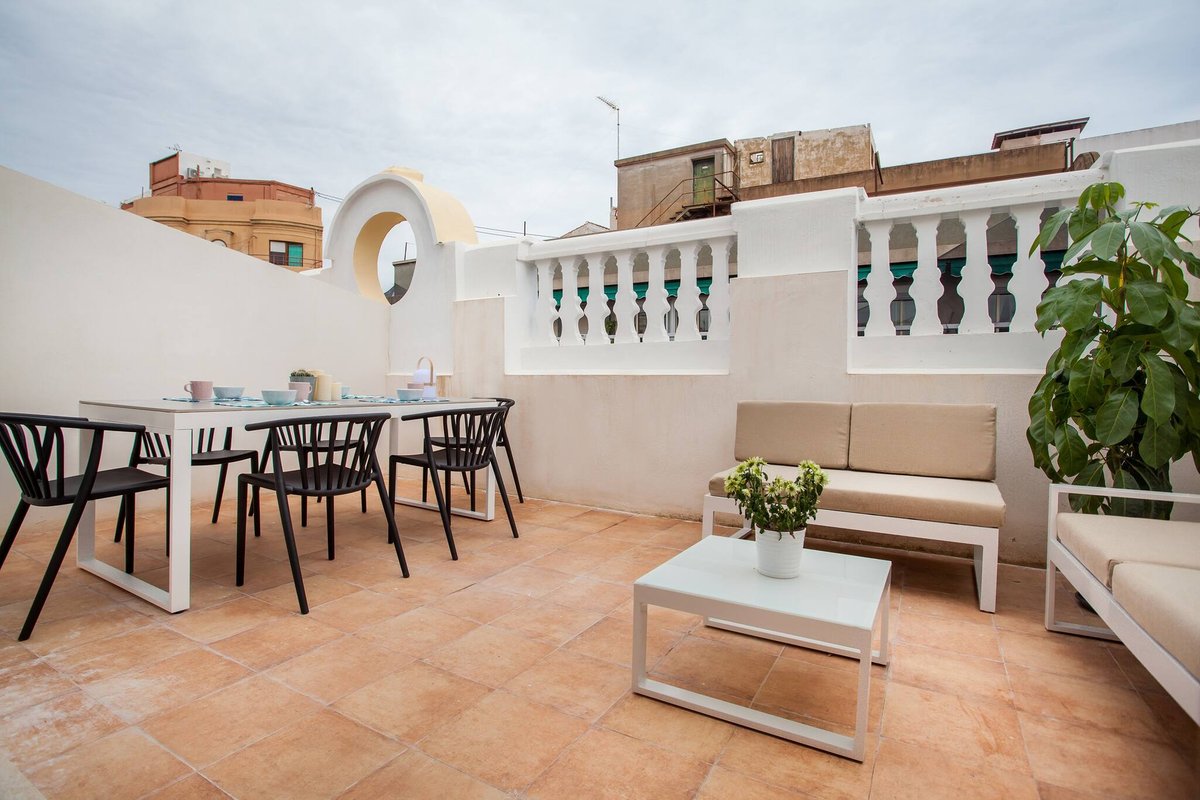 4bd Beautiful Penthouse with Terrace 3b
