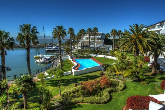 Photo 4 of Albright accommodation in V&A Waterfront, Cape Town with 3 bedrooms and 2 bathrooms