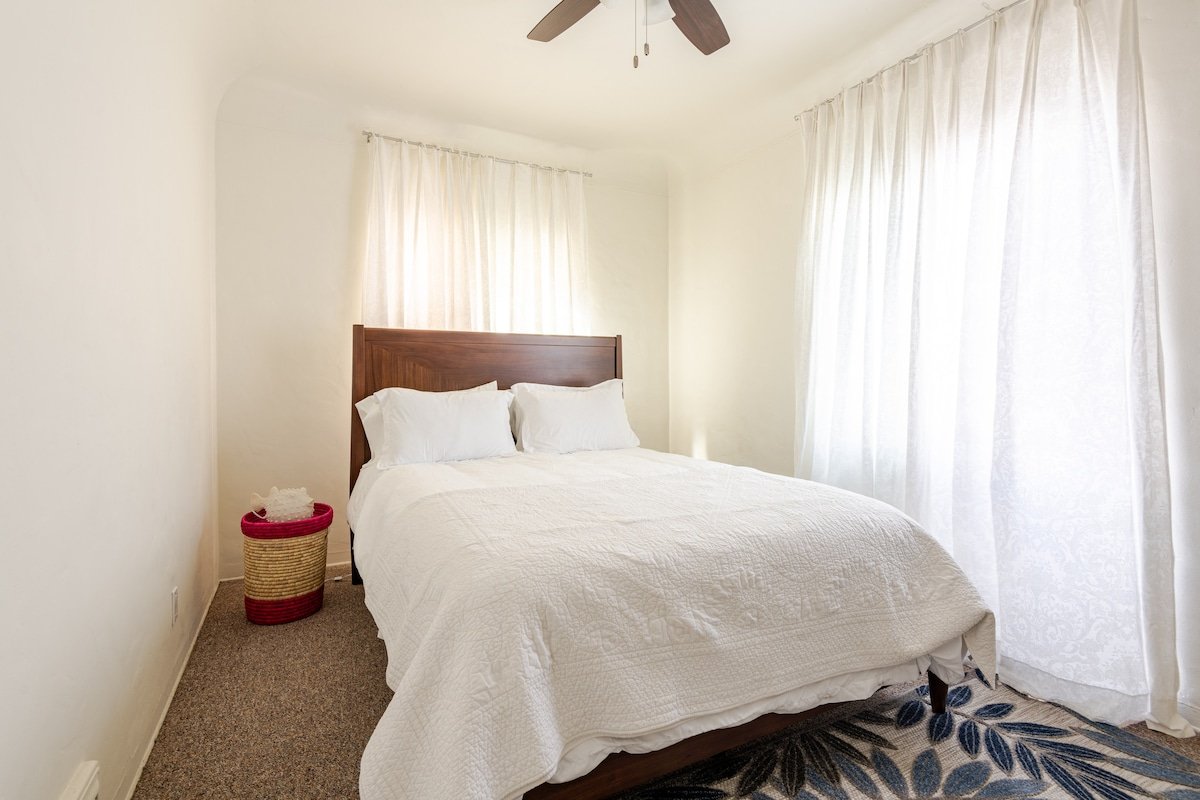 Ollie’s Kitchen Bed & Breakfast II gallery image 3