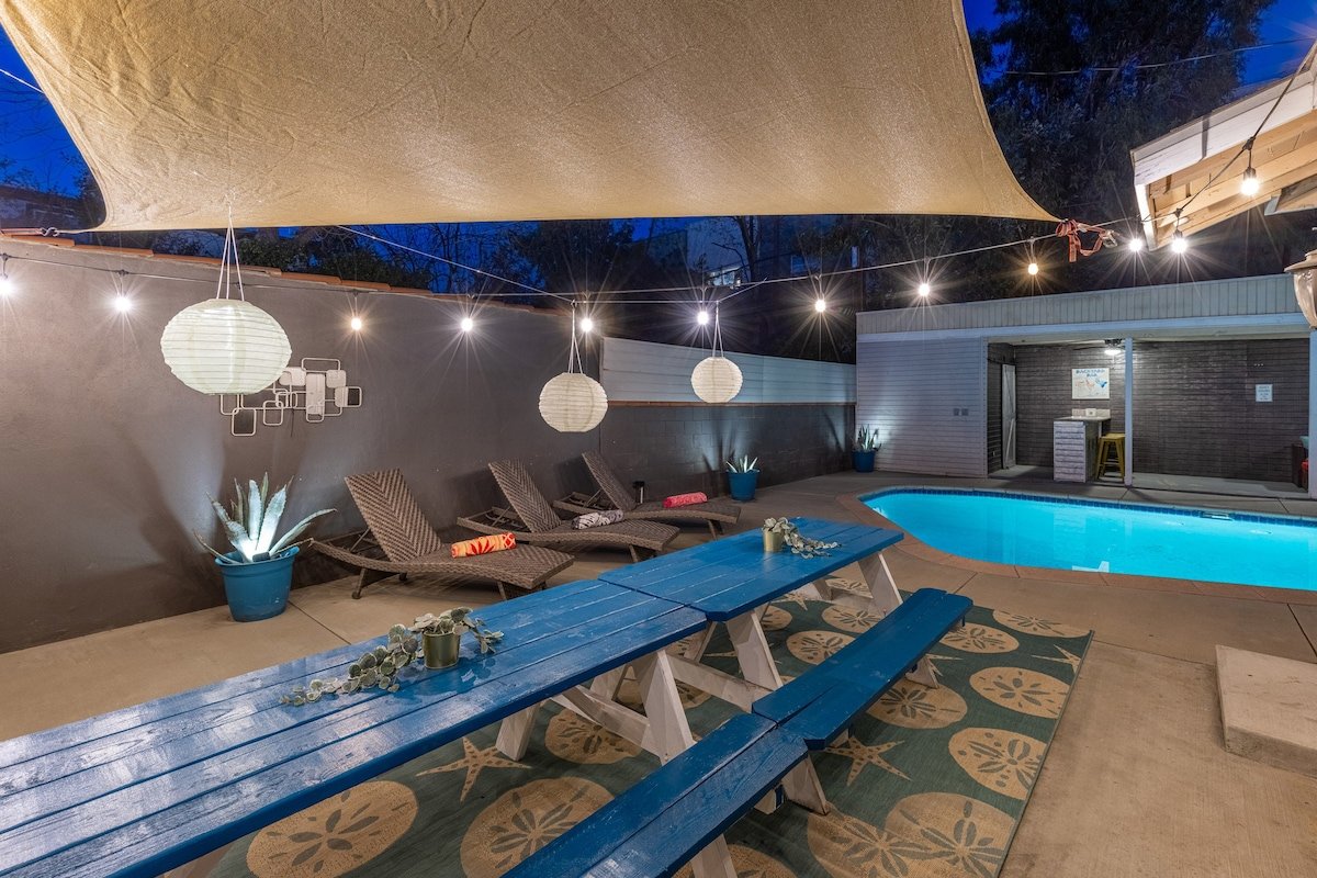 5BR NoHo Fun in the Sun! Pool, Cabana & BBQ! gallery image 2