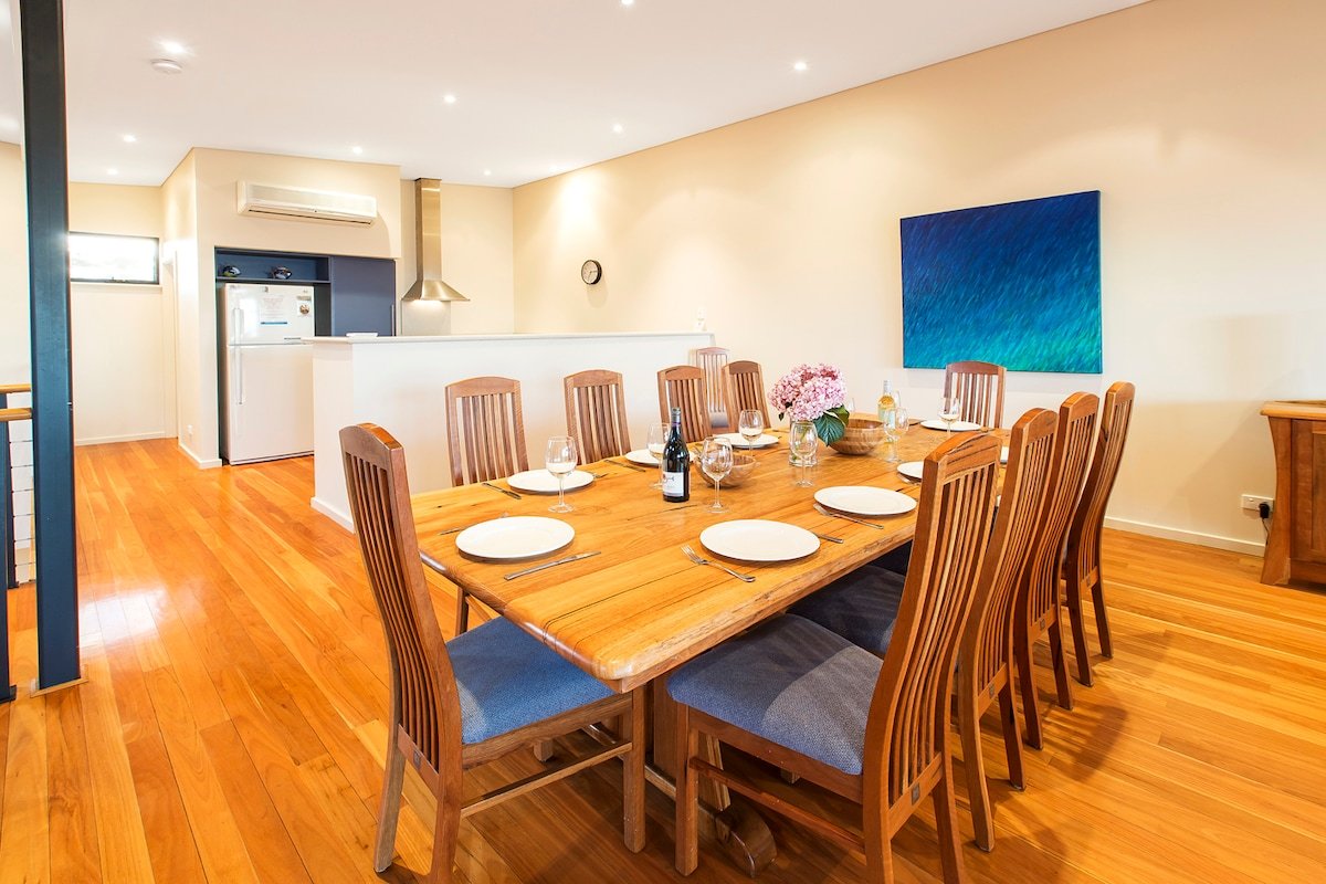 Regency Beach House 30B gallery image 4