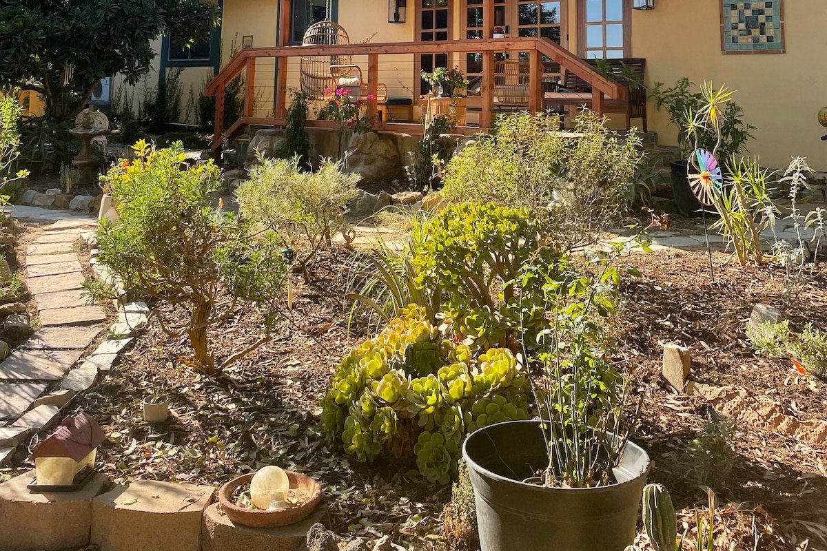 Magical sanctuary – hot tub/pool gallery image 2