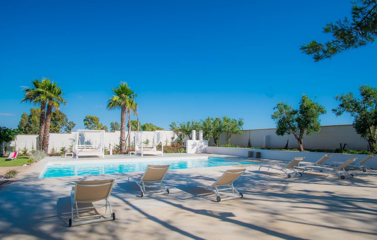 Fronte piscina Il Giardino TerraNostra nel Salento gallery image 5