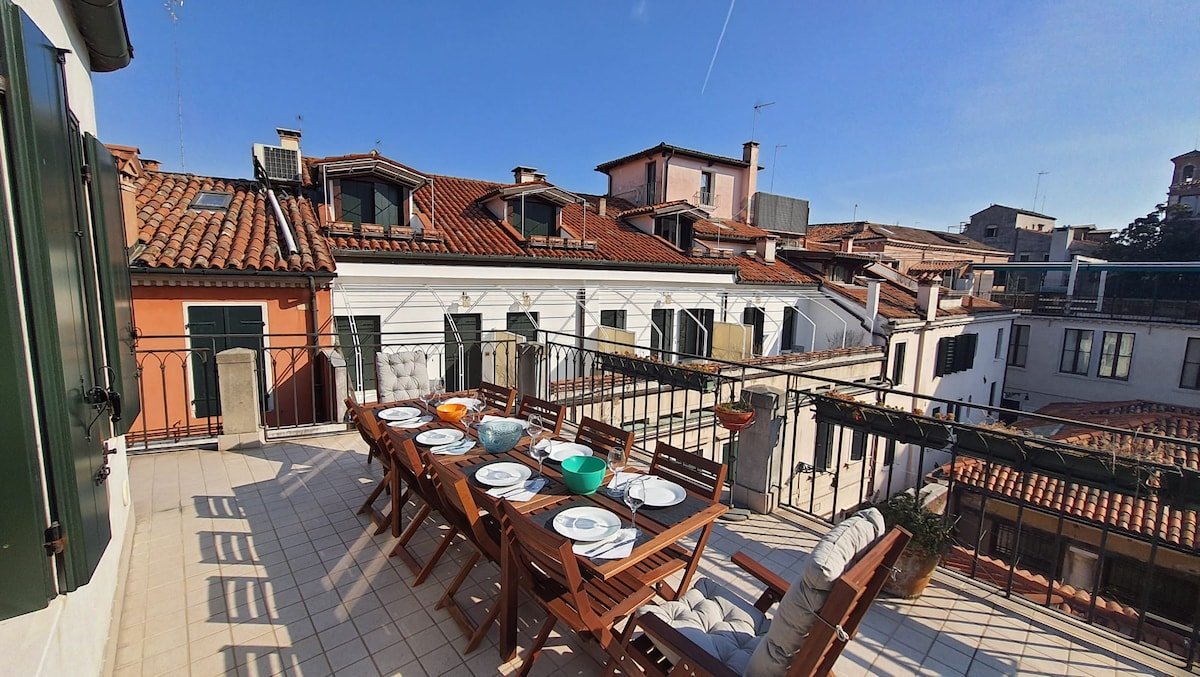 *Best in Venice, S.MARK’s/biennale with terrace gallery image 3