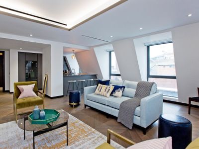 37GS Residences | 2bedroom Apt 416 near Piccadilly