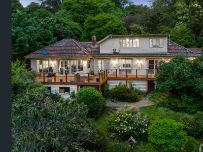 Secluded Villa with Lush Gardens, Spa & Fireplace