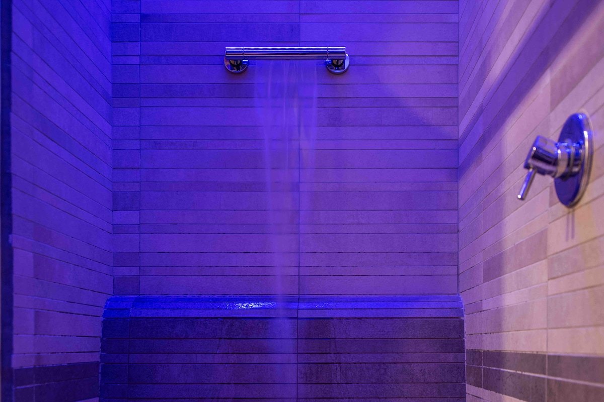 Luxury Apartment in Milan Center [5* Duomo-Design] gallery image 3