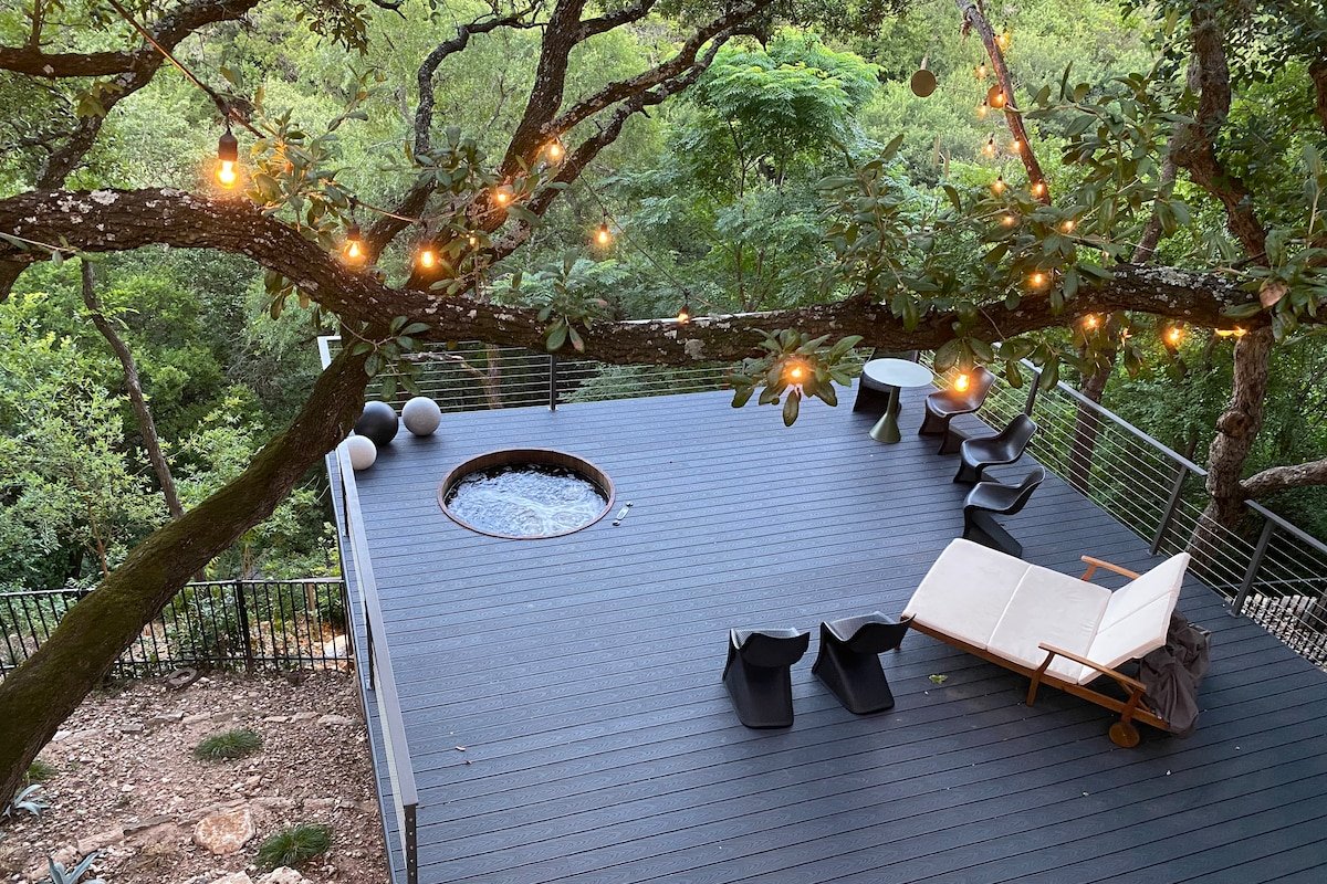 Midcentury-Greenbelt – Hot tub gallery image 2