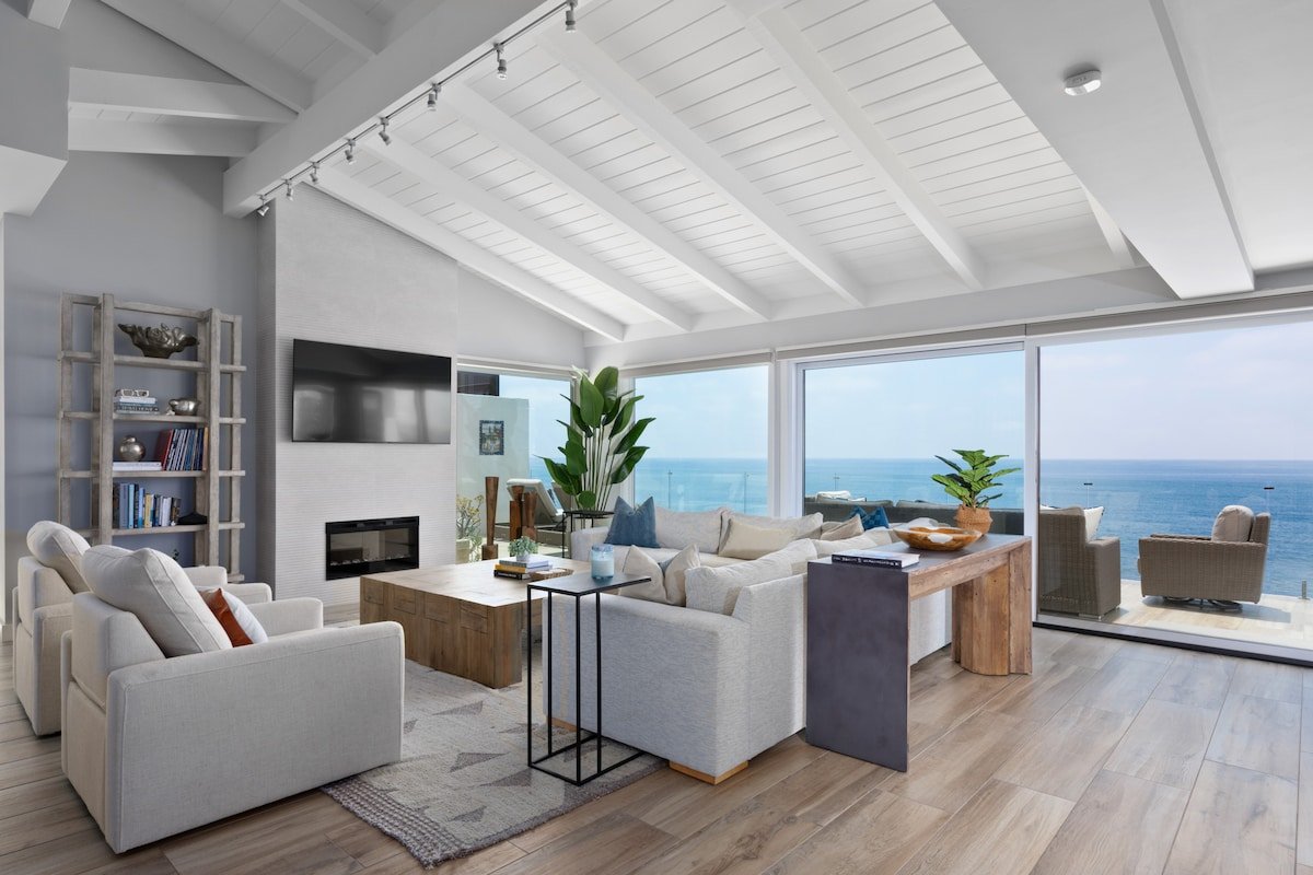 Bird Rock Oceanfront Home | AC | Luxury Upgrades gallery image 2