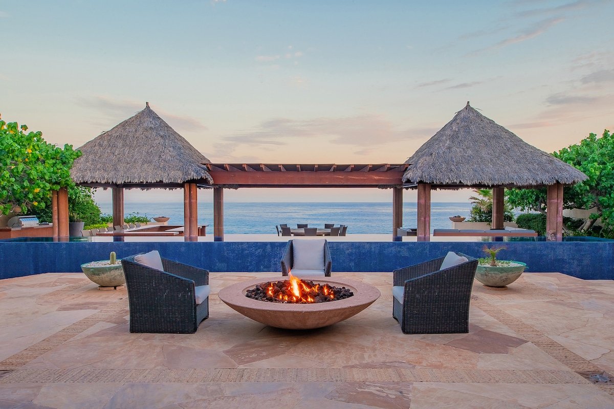 Beachfront Lux – Villa Tranquilidad by Cabo Villas gallery image 3
