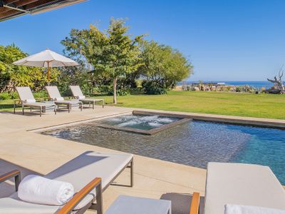 Modern Views – West Encalve 8 by Cabo Villas