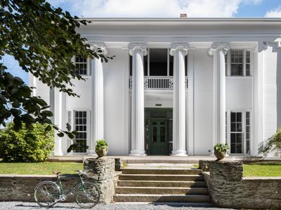 Beautiful historic home in Newport