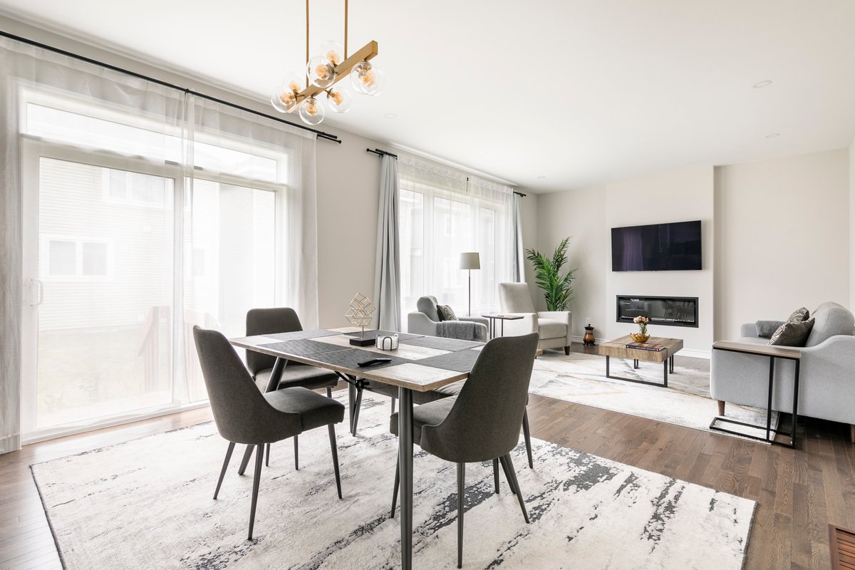 Single Family Home w/ KING Suite, Home Theatre/Gym