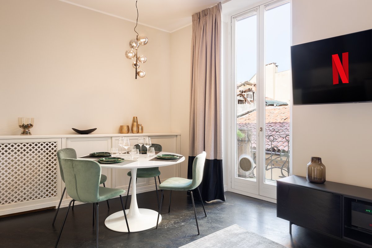 HL luxury apartment – 4 min from the duomo