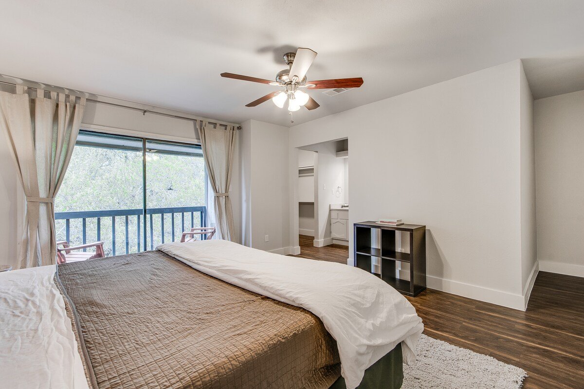 The Big Creek Side gallery image 4