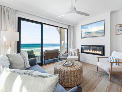 Luxury S Oceanfront Unit with Rooftop & Hot Tub –