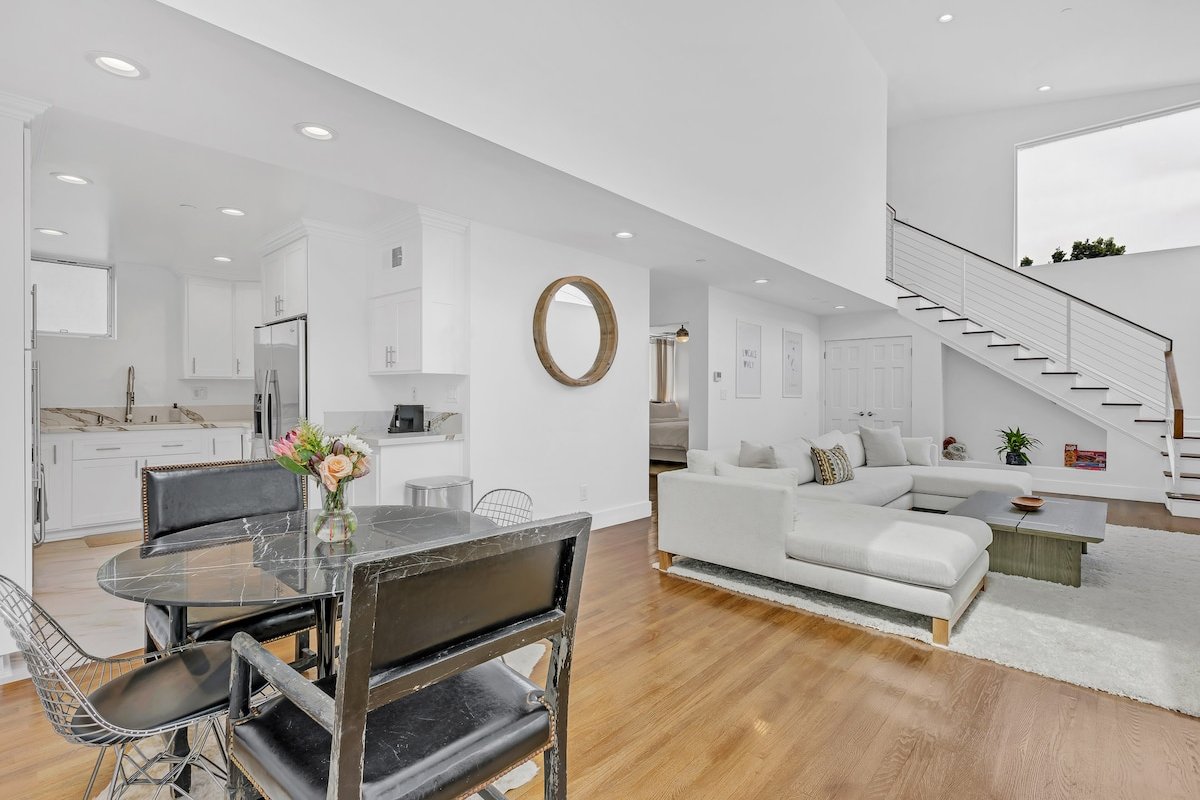 Venice Fun + Sun Haven gallery image 2