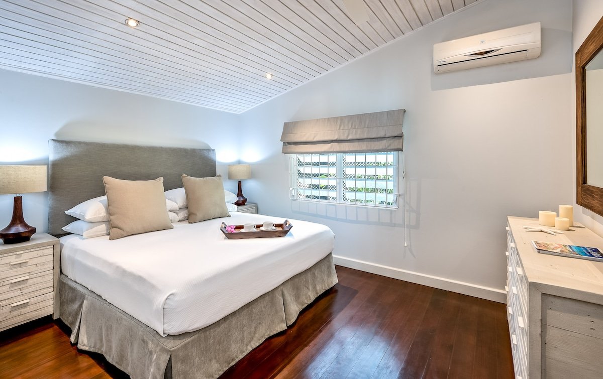 La Lune gallery image 2