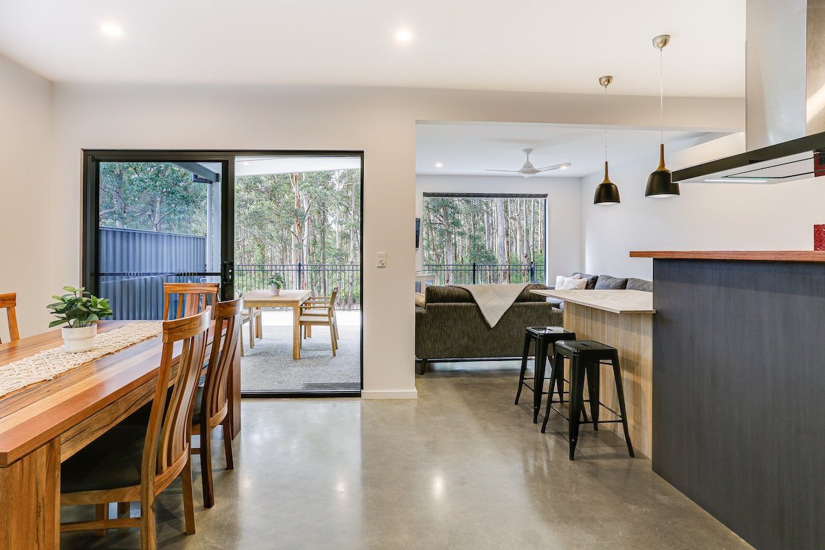 Karri Forest Vista-peaceful home with forest views gallery image 5