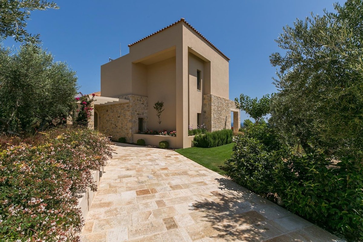 Villa Cielo – Minutes from beach – Luxury gallery image 3