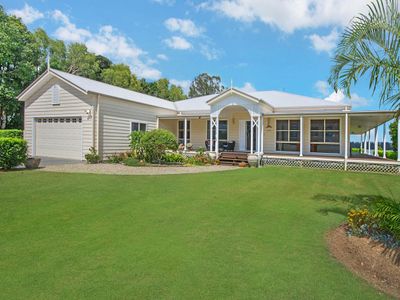 Island Getaway | Waterfront near Yamba